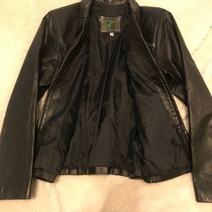 Women’s Real Leather Jacket (Black, 34/M)
